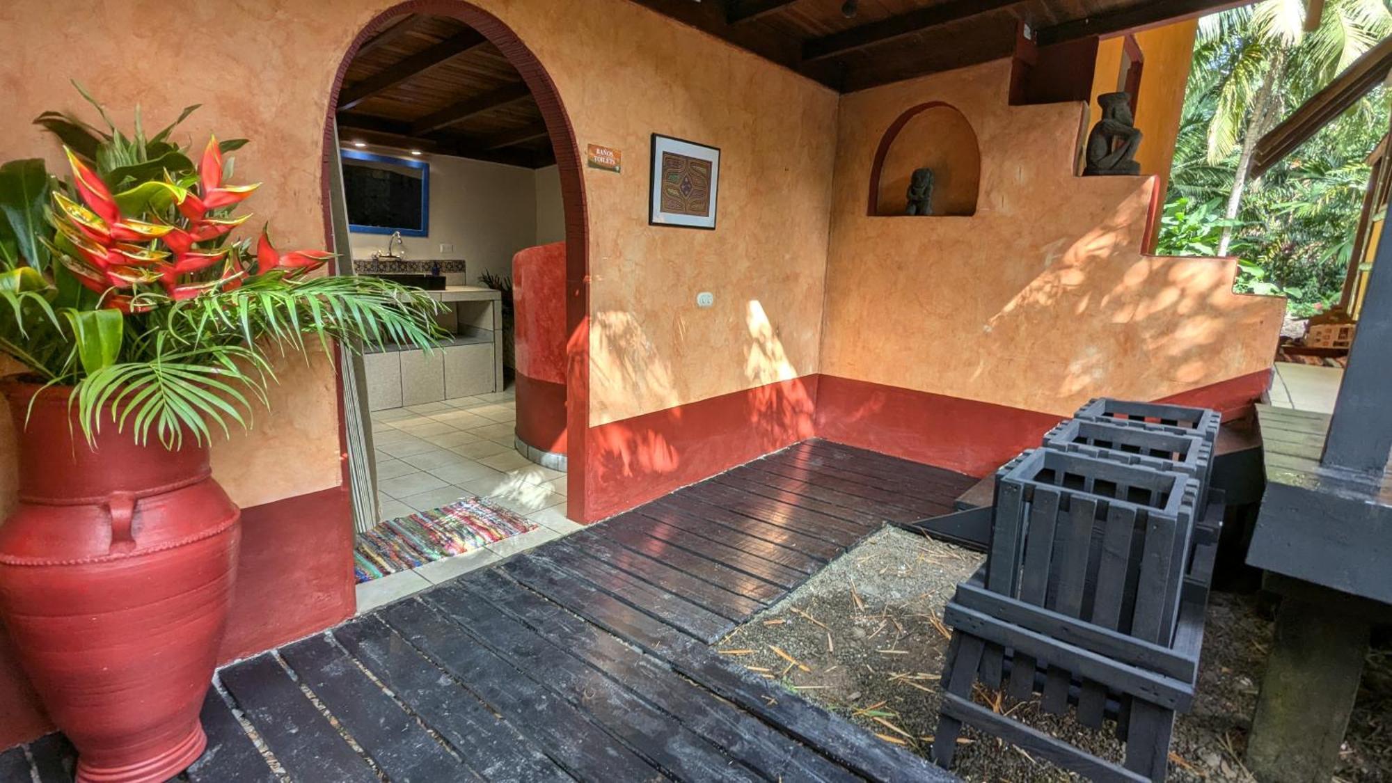 Tree House Beachfront Lodge Puerto Viejo de Talamanca Εξωτερικό φωτογραφία